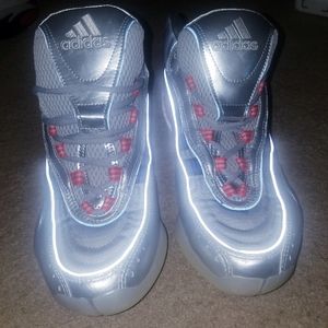 Kobe Bryant Slam Dunk Adidas